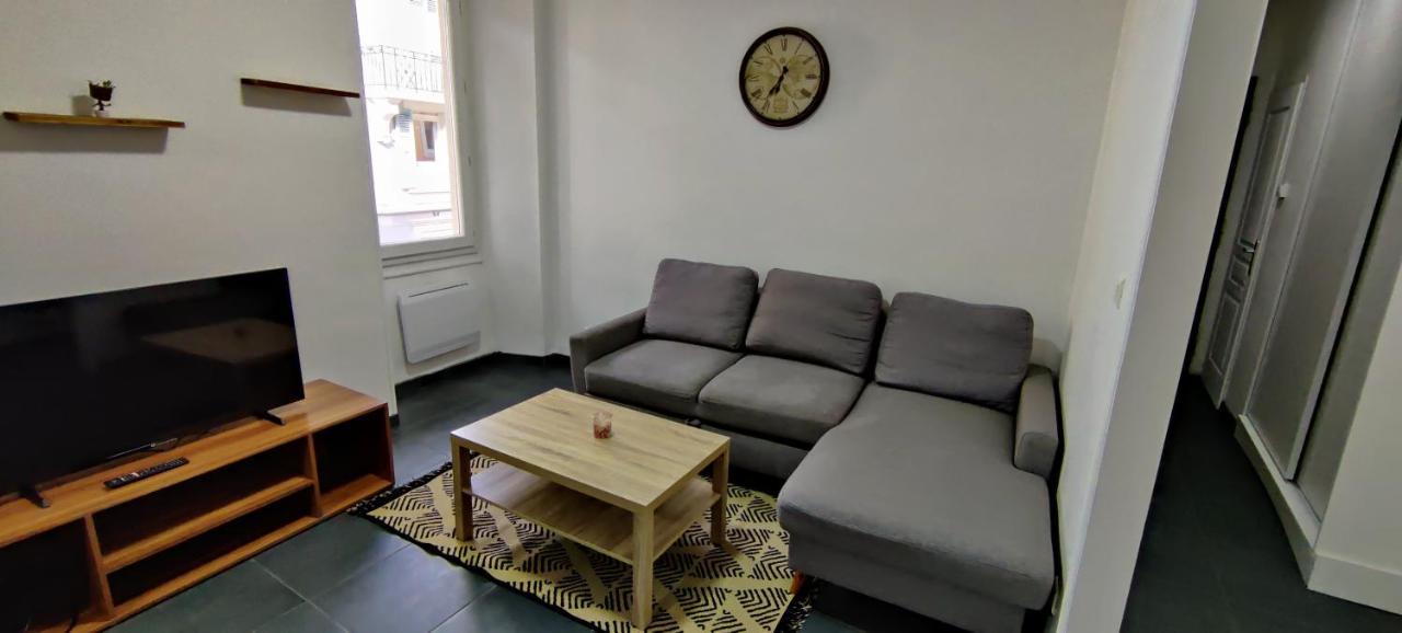 Appartement En Centre Ville 托农莱班 外观 照片