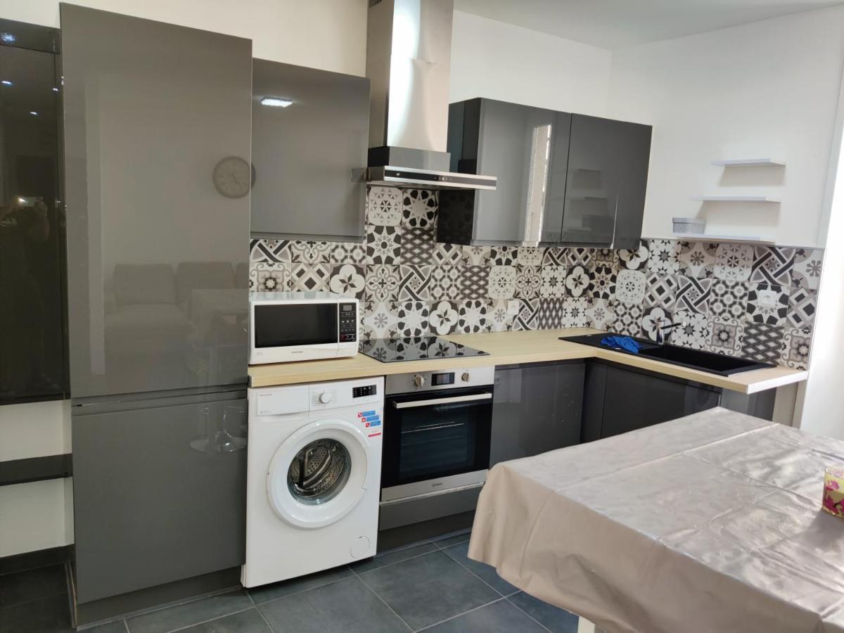 Appartement En Centre Ville 托农莱班 外观 照片